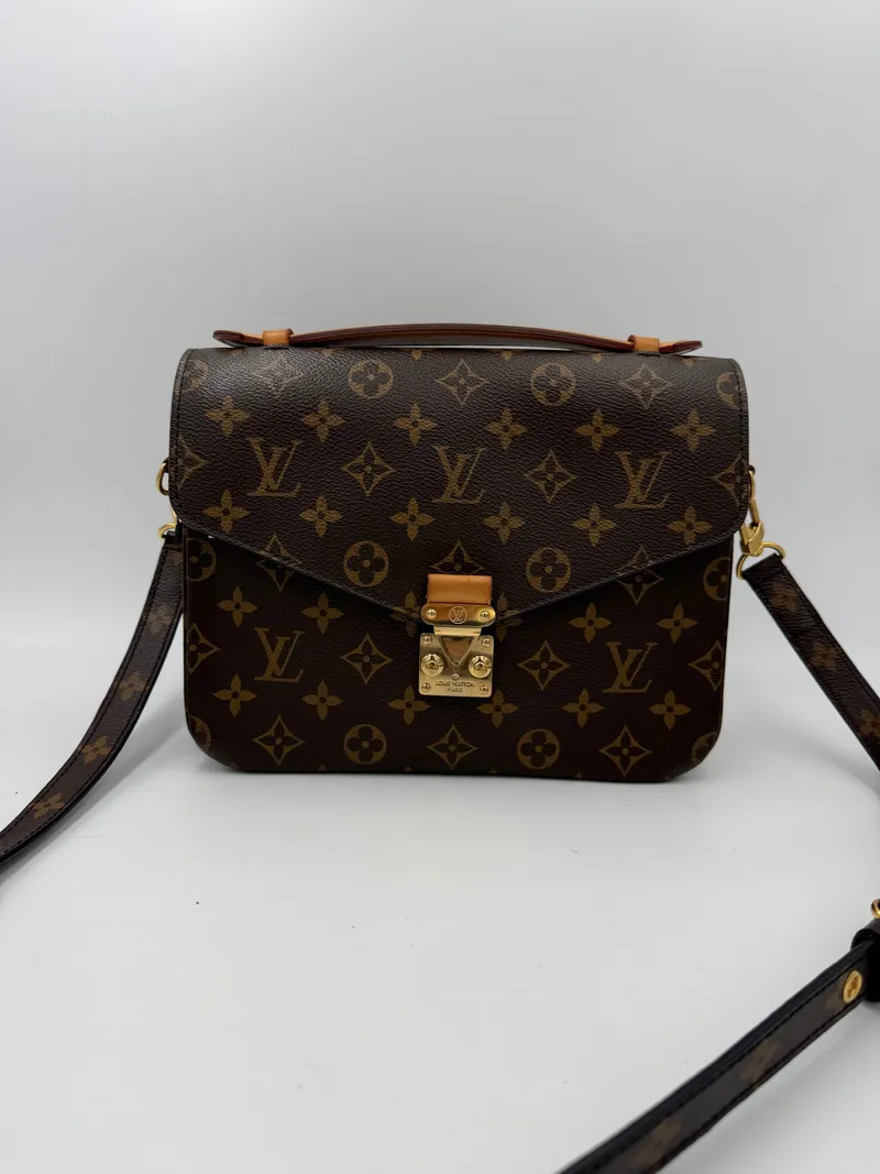 LOUIS VUITTON METIS Monogram with Shoulder Strap