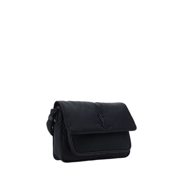 Sacoche noire avec logo YSL élégant.
