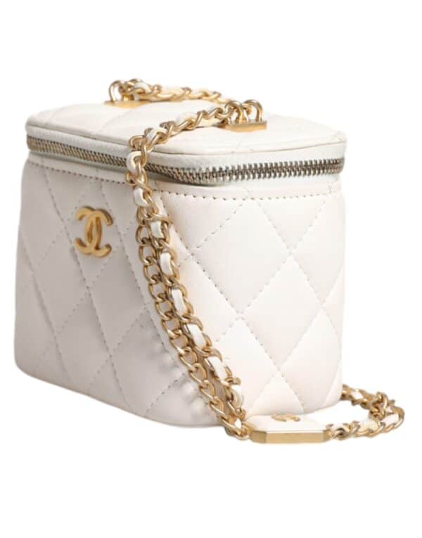 Chanel White Matelasse Lambskin Gold Chain Shoulder Vanity Mirror – Image 5
