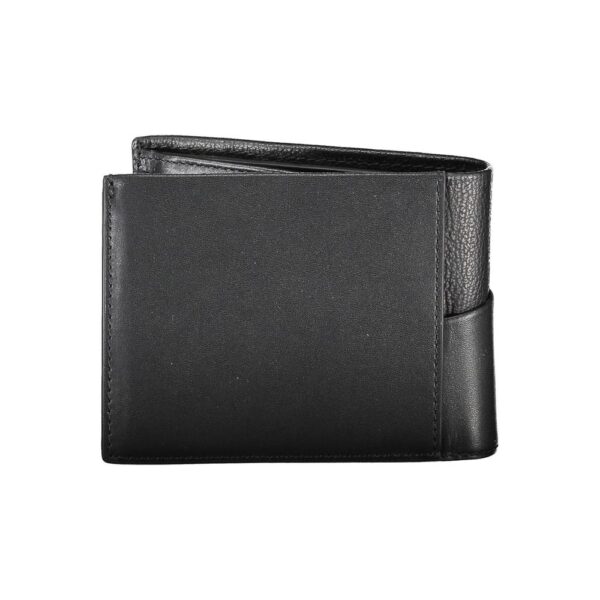 Portefeuille noir en cuir classique.