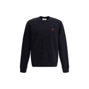 Sweatshirt noir avec un logo rouge.