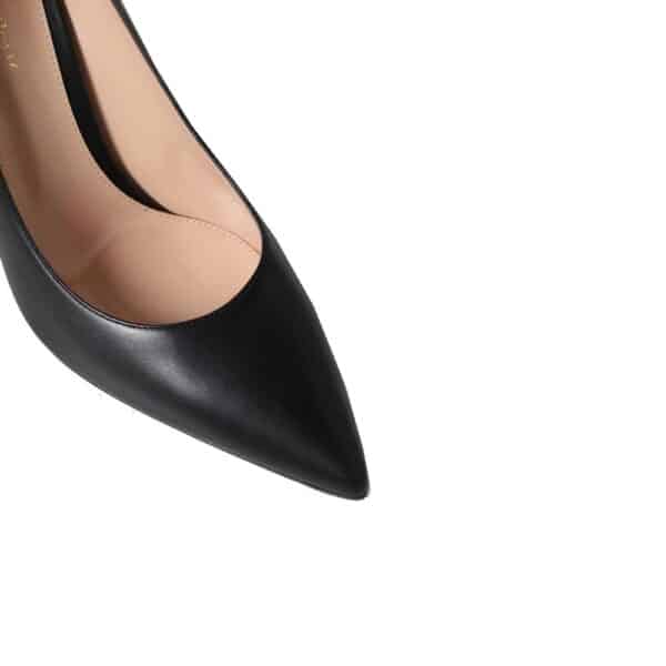 Gianvito Rossi Leather Pumps – Image 4